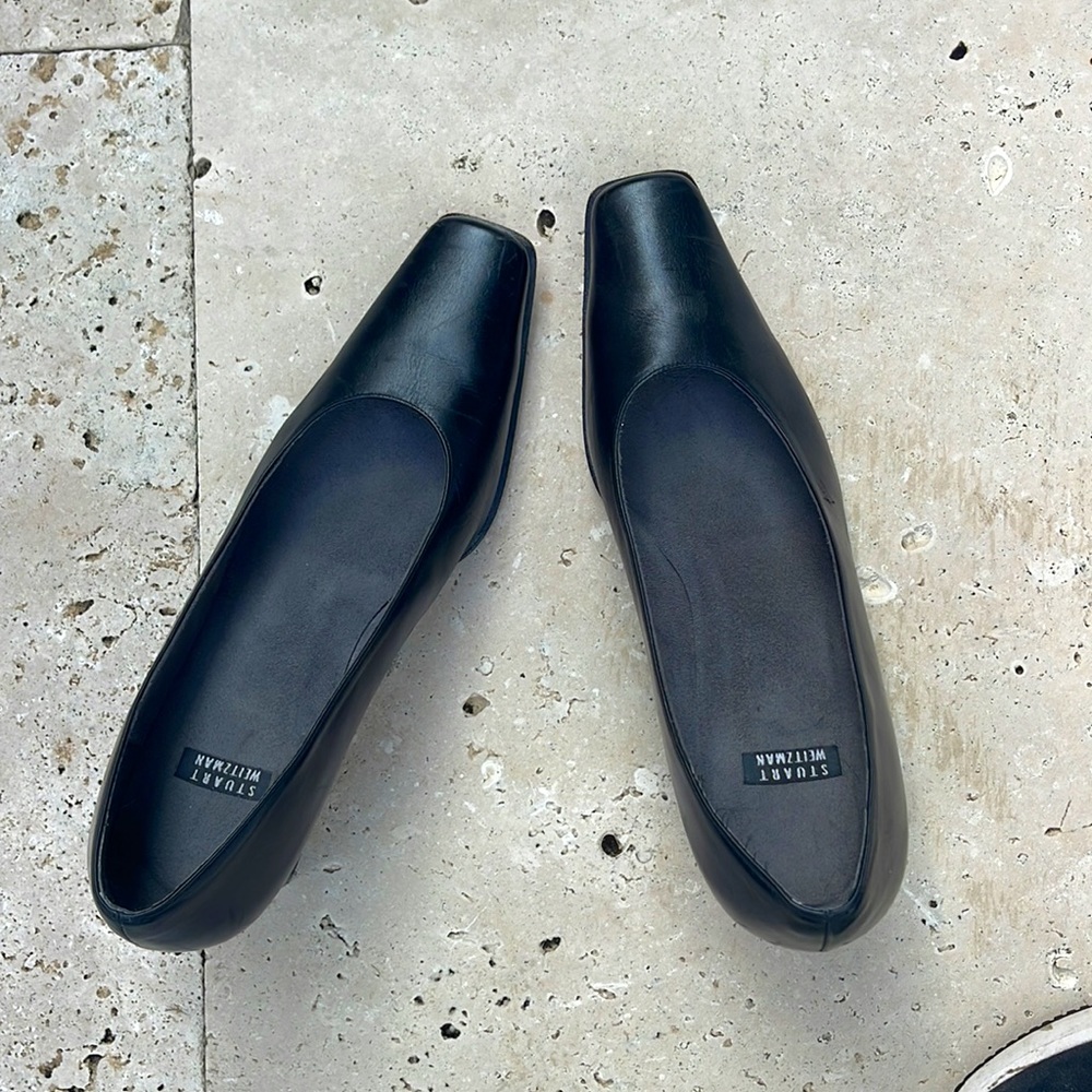 Stuart Weitzman Black Pump. Classic, square toe, acrylic heel. Size 7B